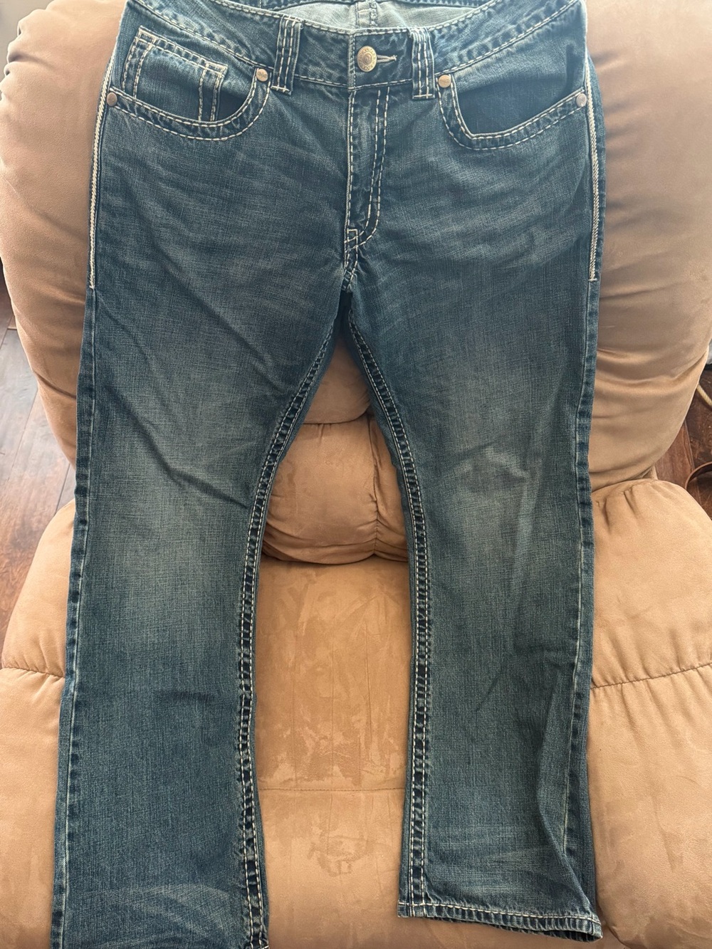 Men’s Wrangler Rock 47 34x34 Relaxed Boot Cut Denim Jeans
